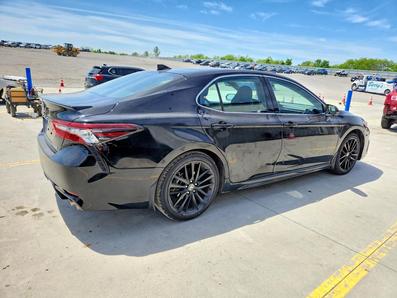 TOYOTA CAMRY