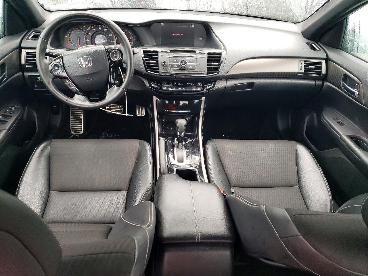2017 HONDA ACCORD — фото 8