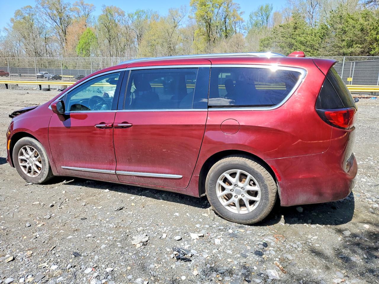 CHRYSLER PACIFICA