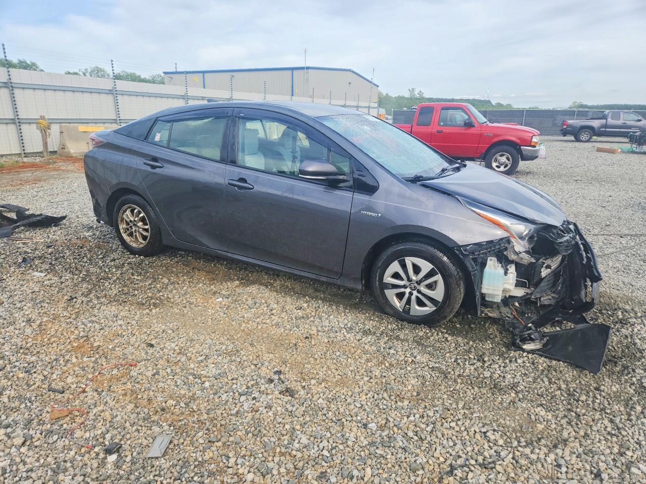 2016 TOYOTA PRIUS — фото 4
