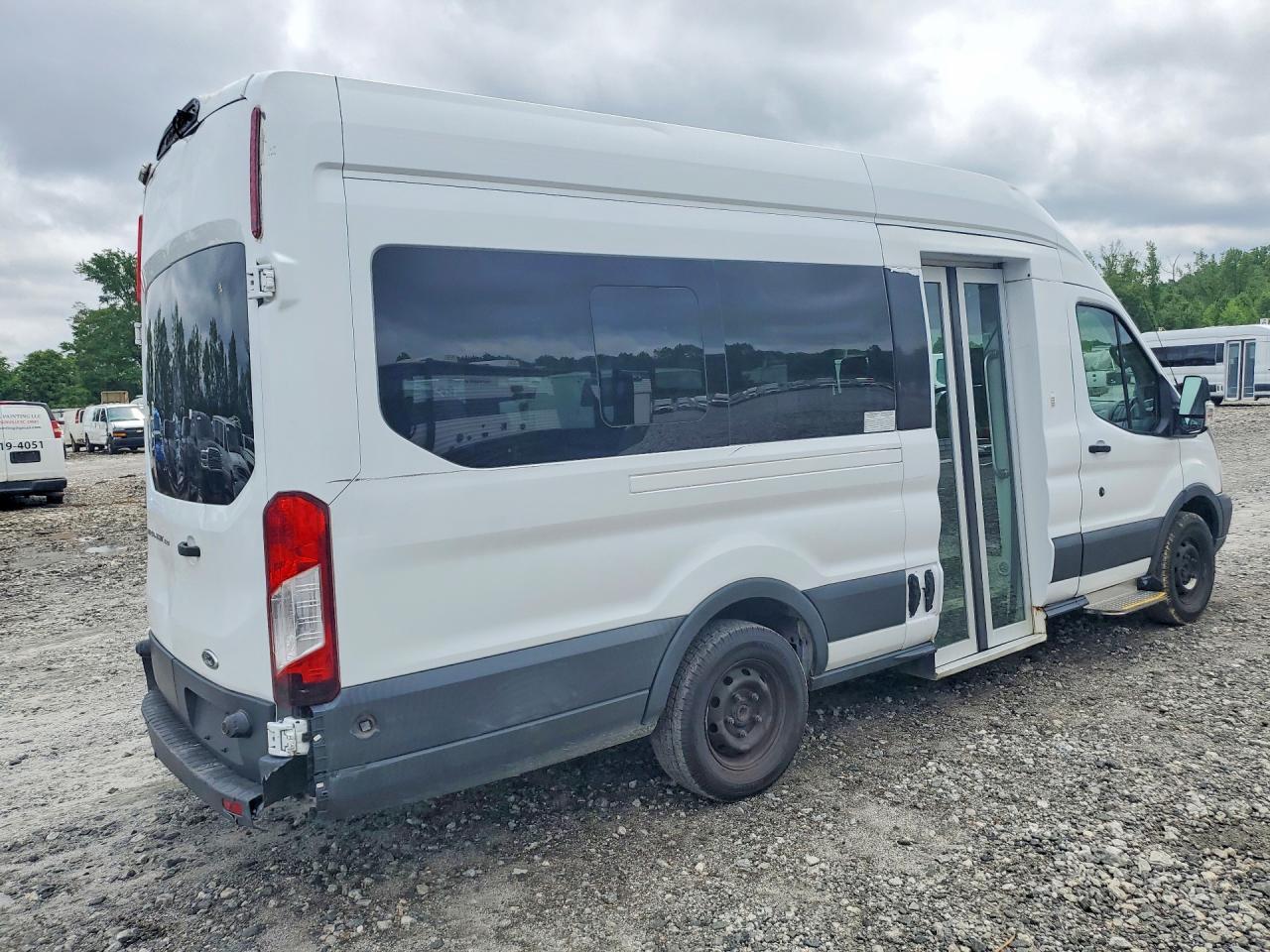 FORD TRANSIT