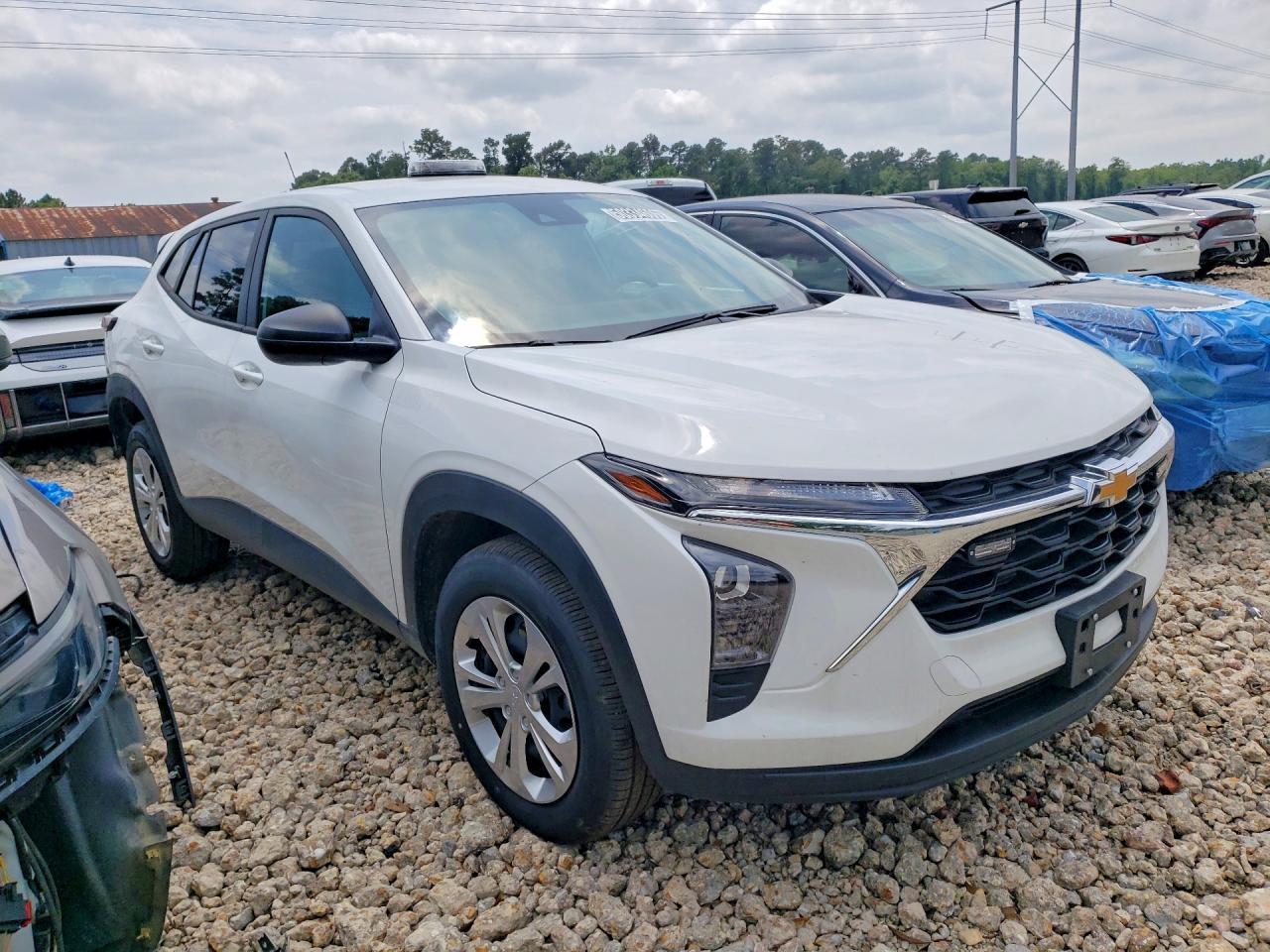 CHEVROLET TRAX