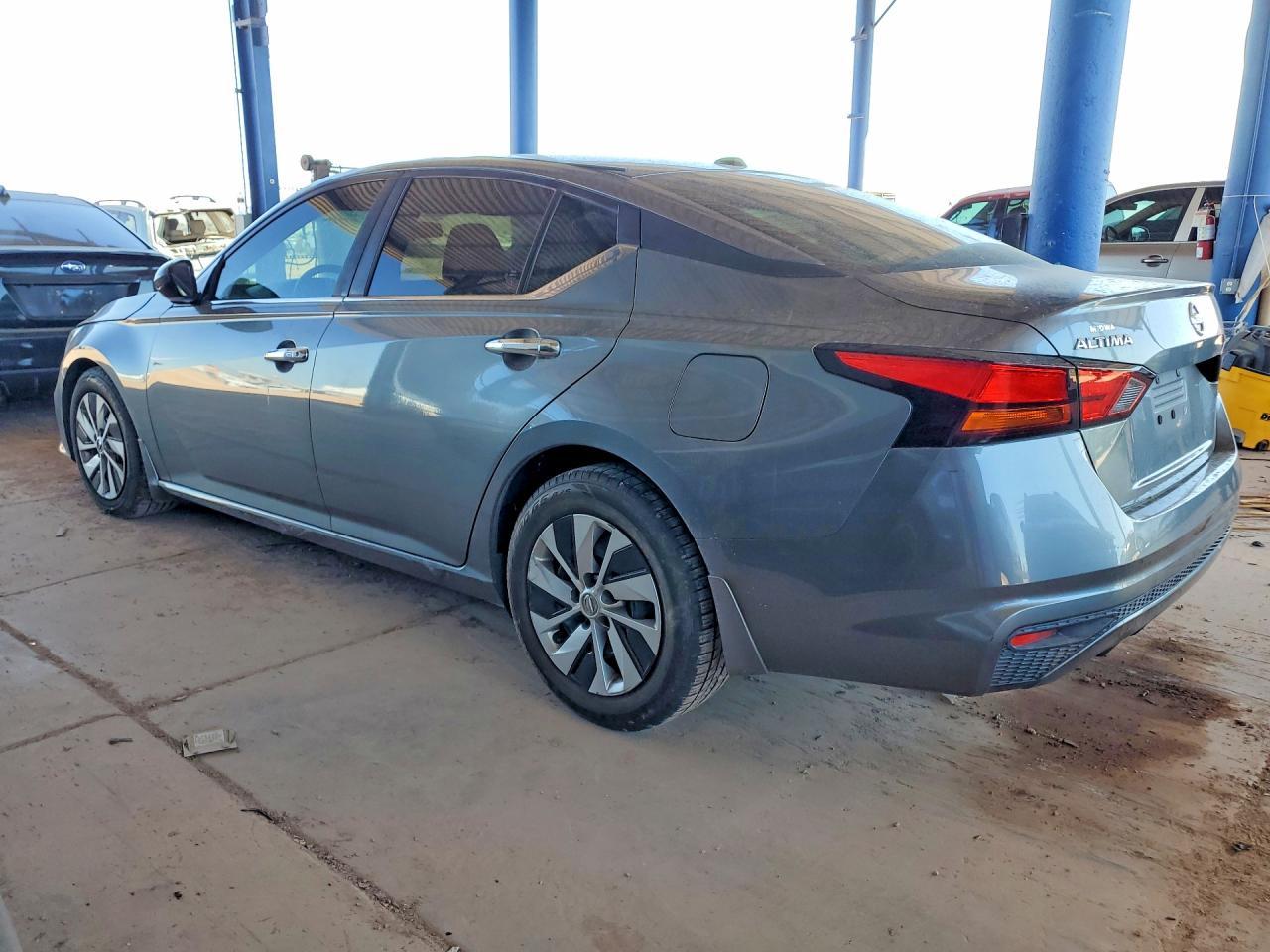 2019 NISSAN ALTIMA — фото 2