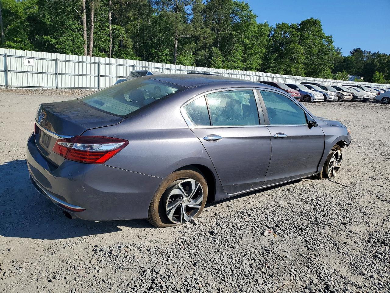 2017 HONDA ACCORD — фото 3