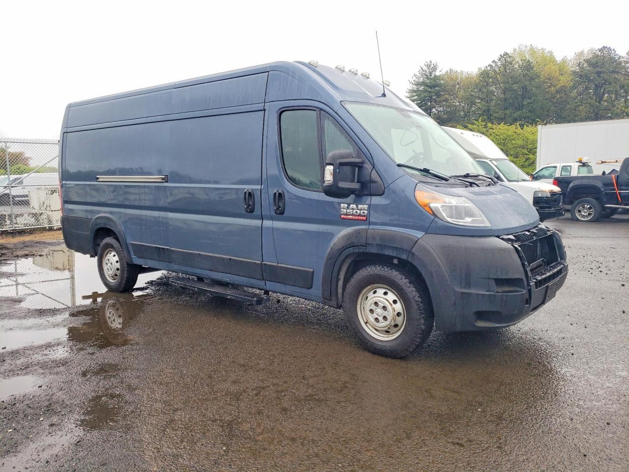 RAM PROMASTER 3500