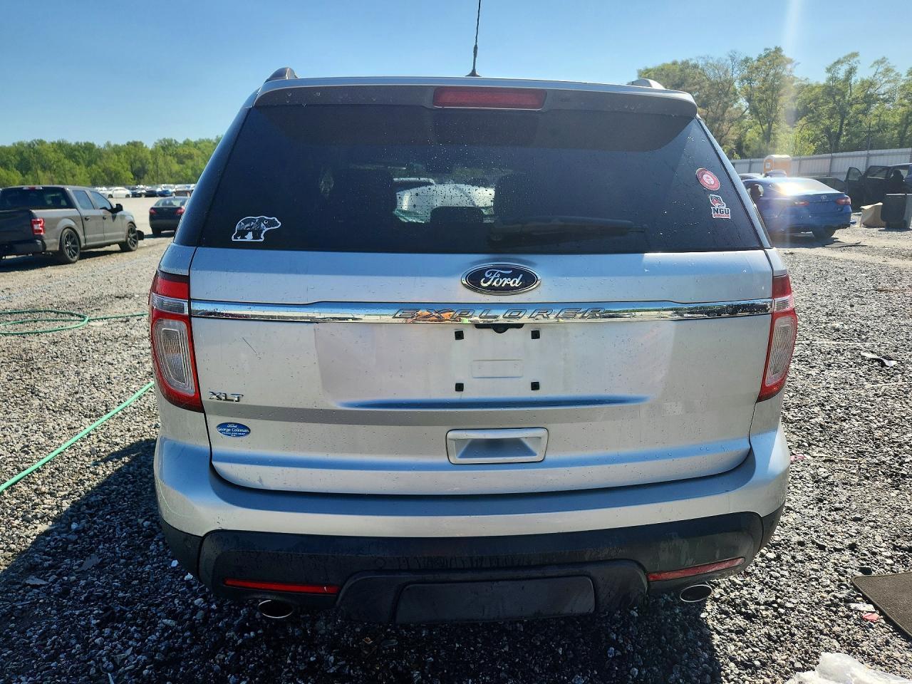 FORD EXPLORER