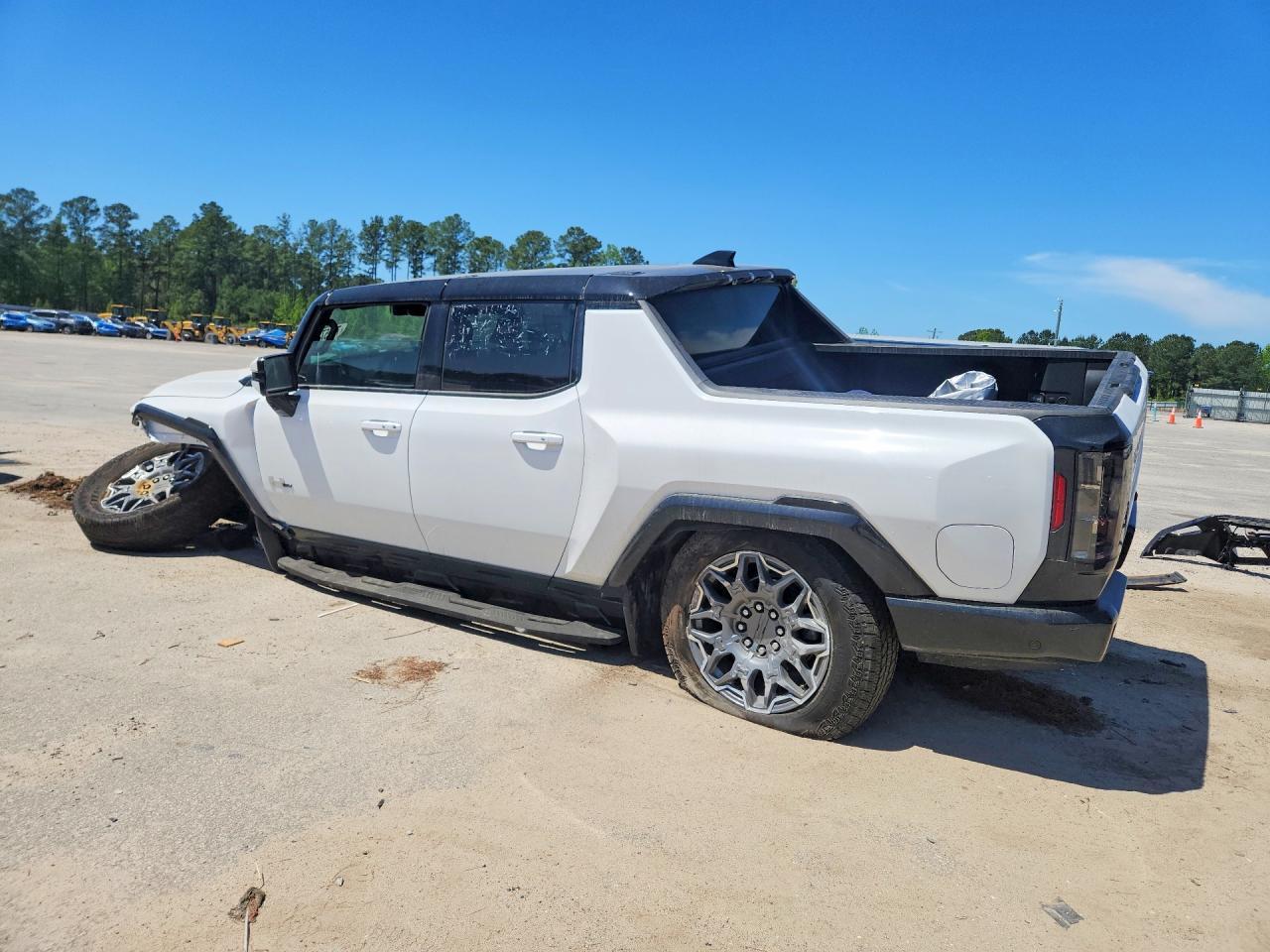 2025 GMC HUMMER EV — фото 2