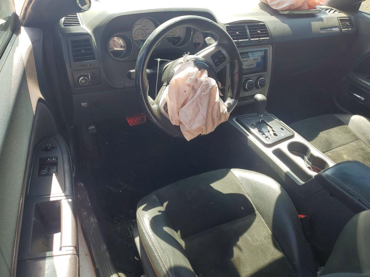 DODGE CHALLENGER