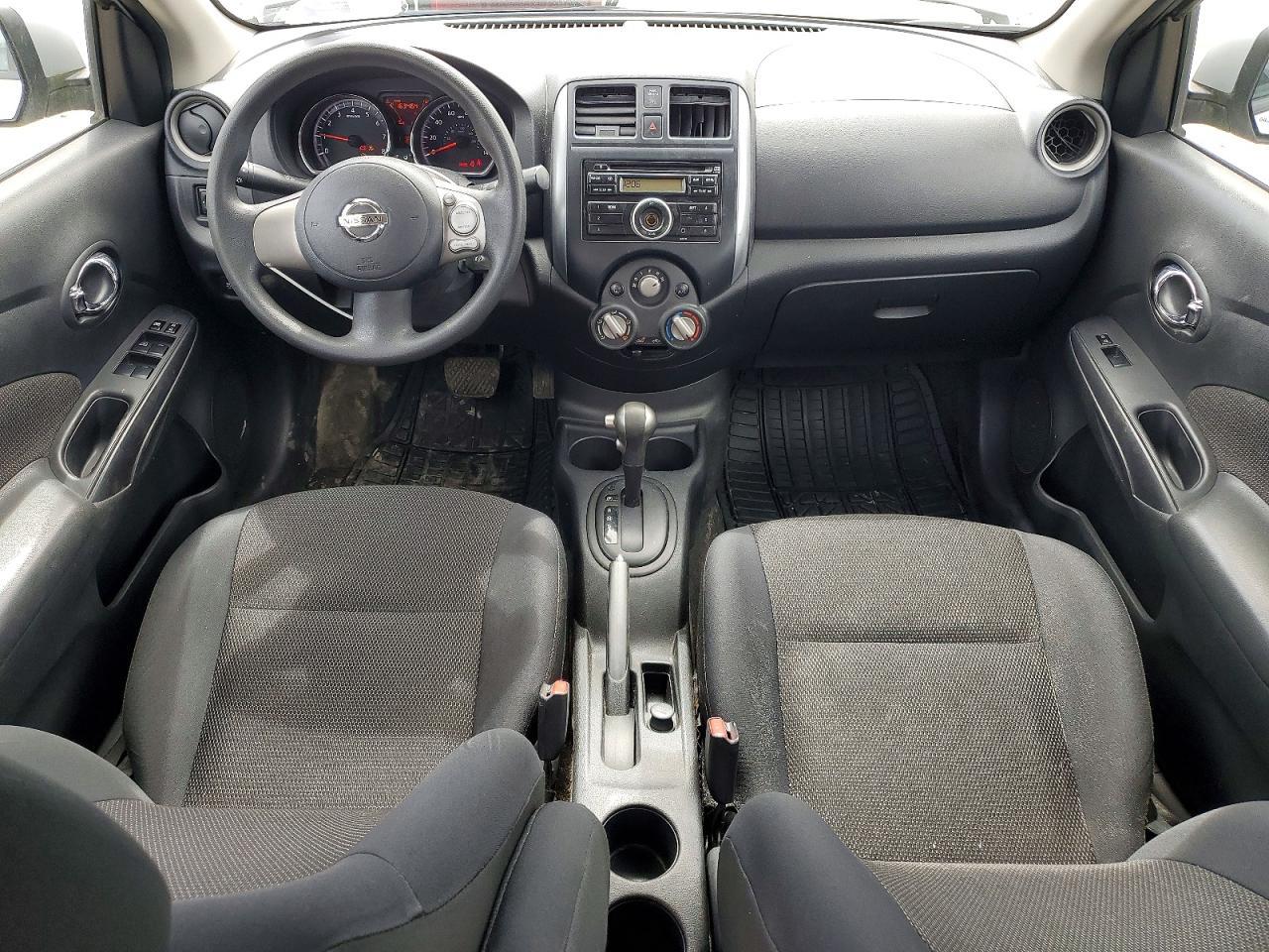NISSAN VERSA