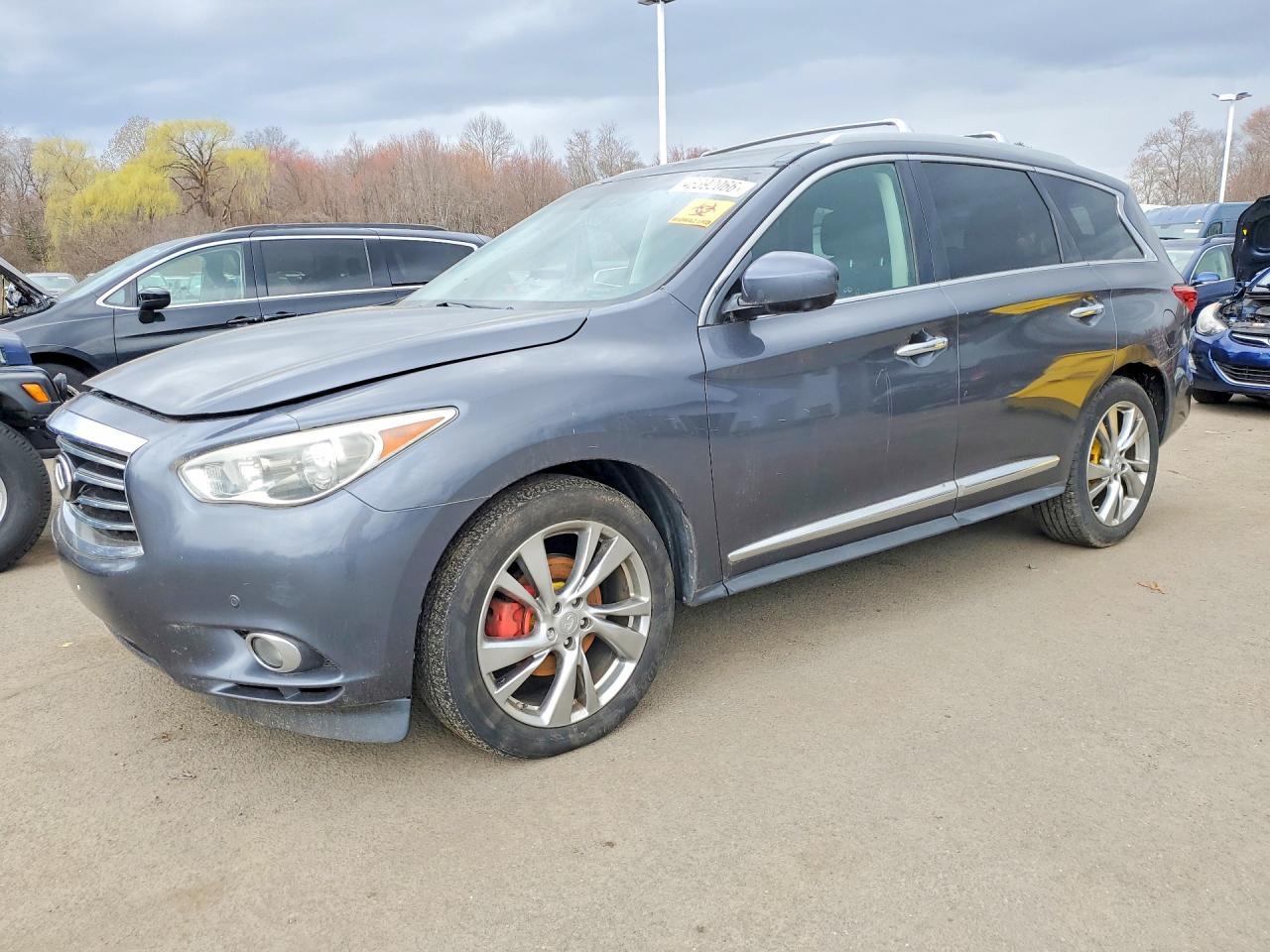 2013 INFINITI JX35 — фото 1
