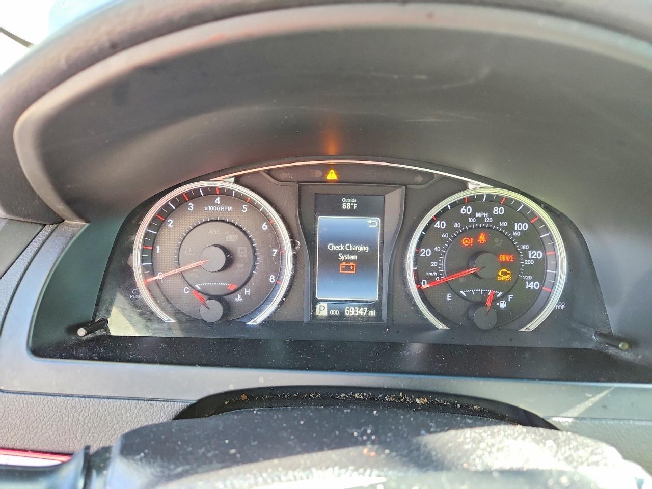 TOYOTA CAMRY