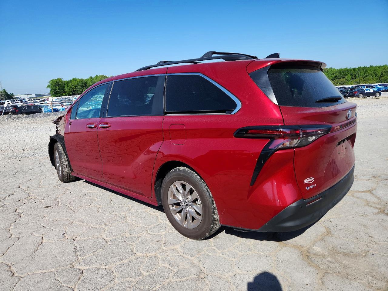 2025 TOYOTA SIENNA — фото 2