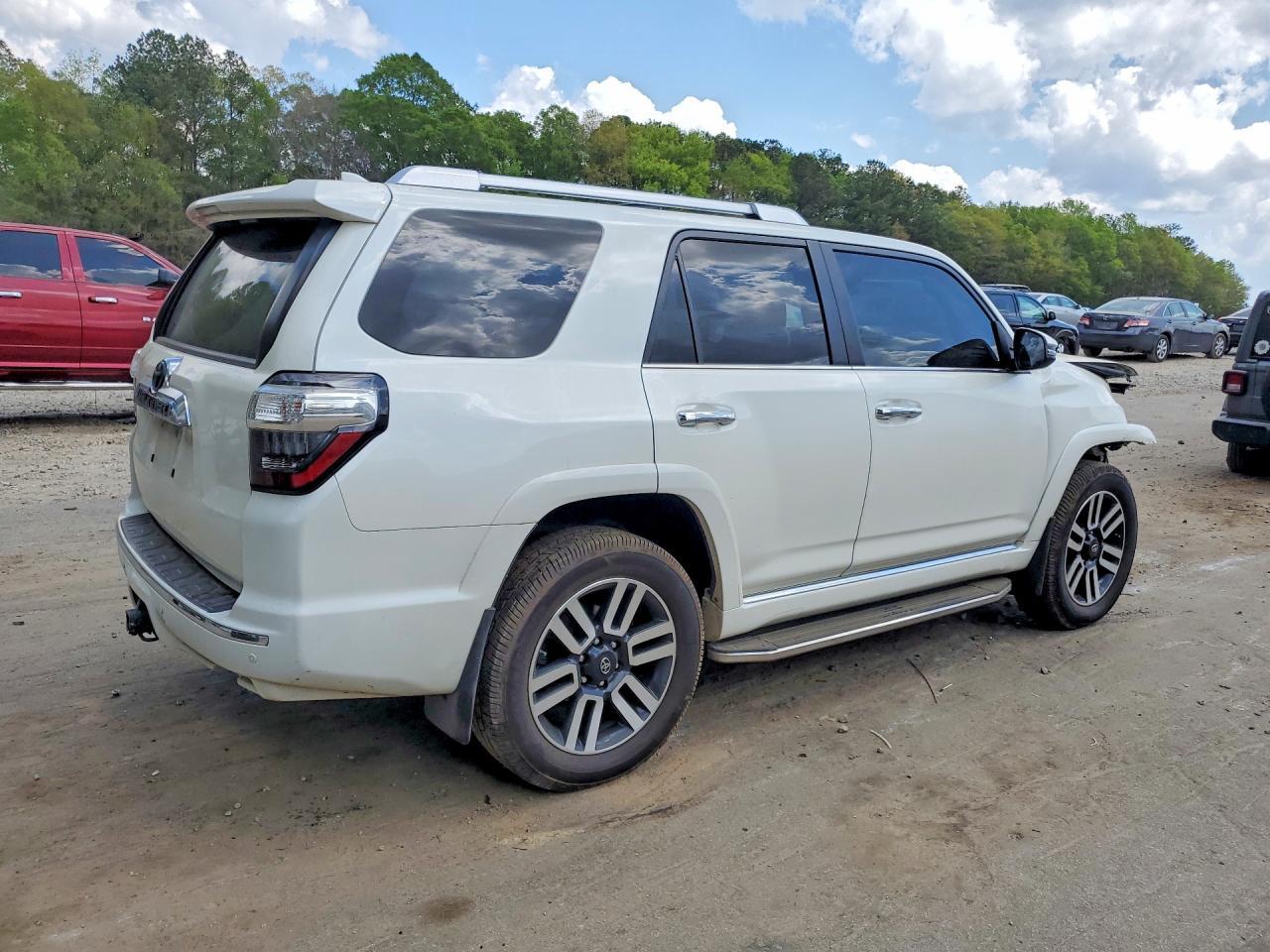 TOYOTA 4RUNNER