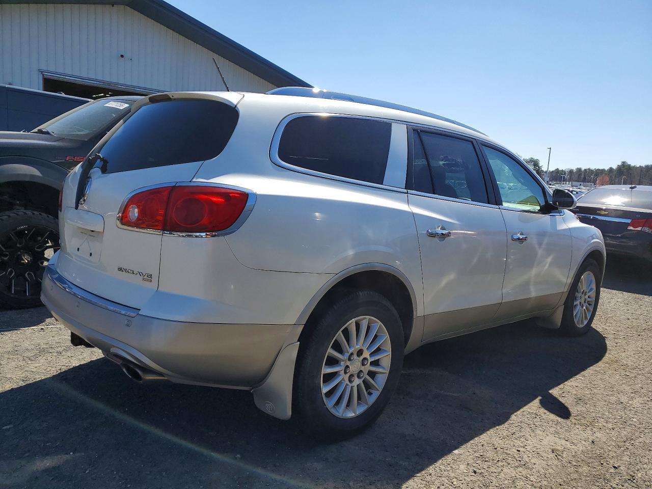 BUICK ENCLAVE