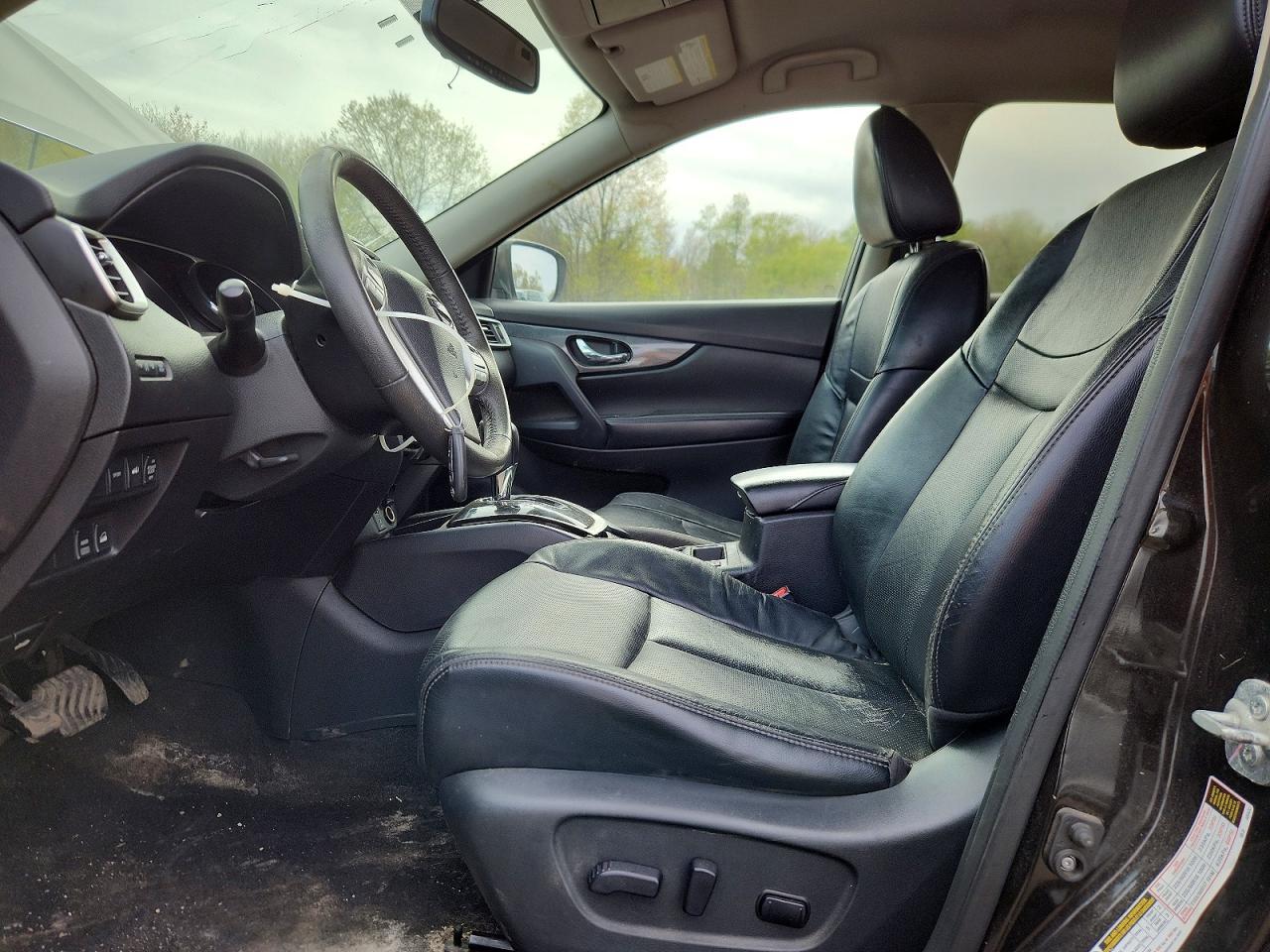 NISSAN ROGUE