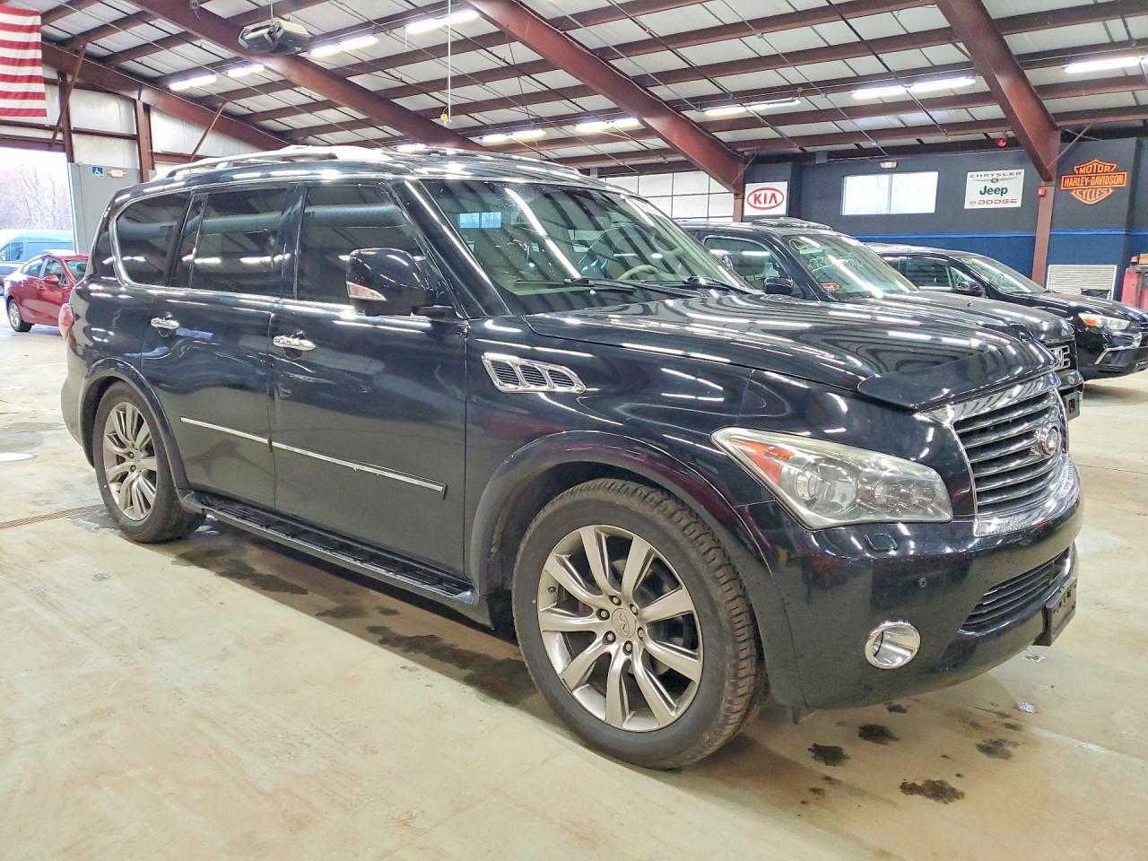 INFINITI QX56