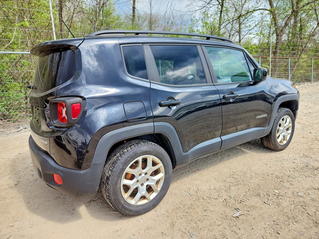 2015 JEEP RENEGADE — фото 3