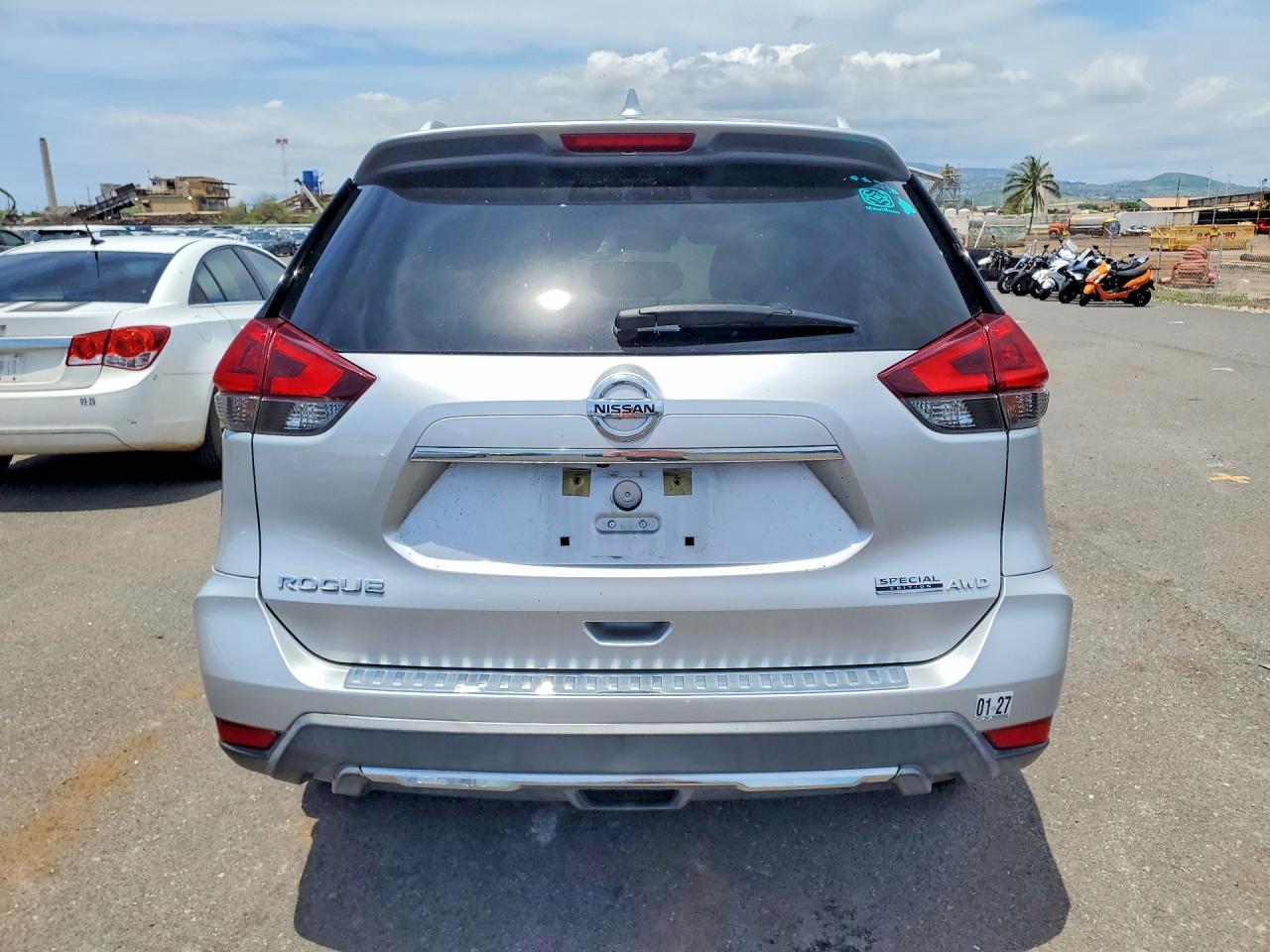 NISSAN ROGUE