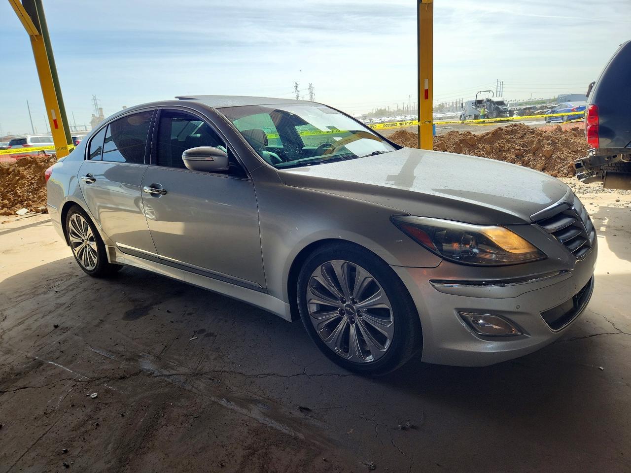 HYUNDAI GENESIS