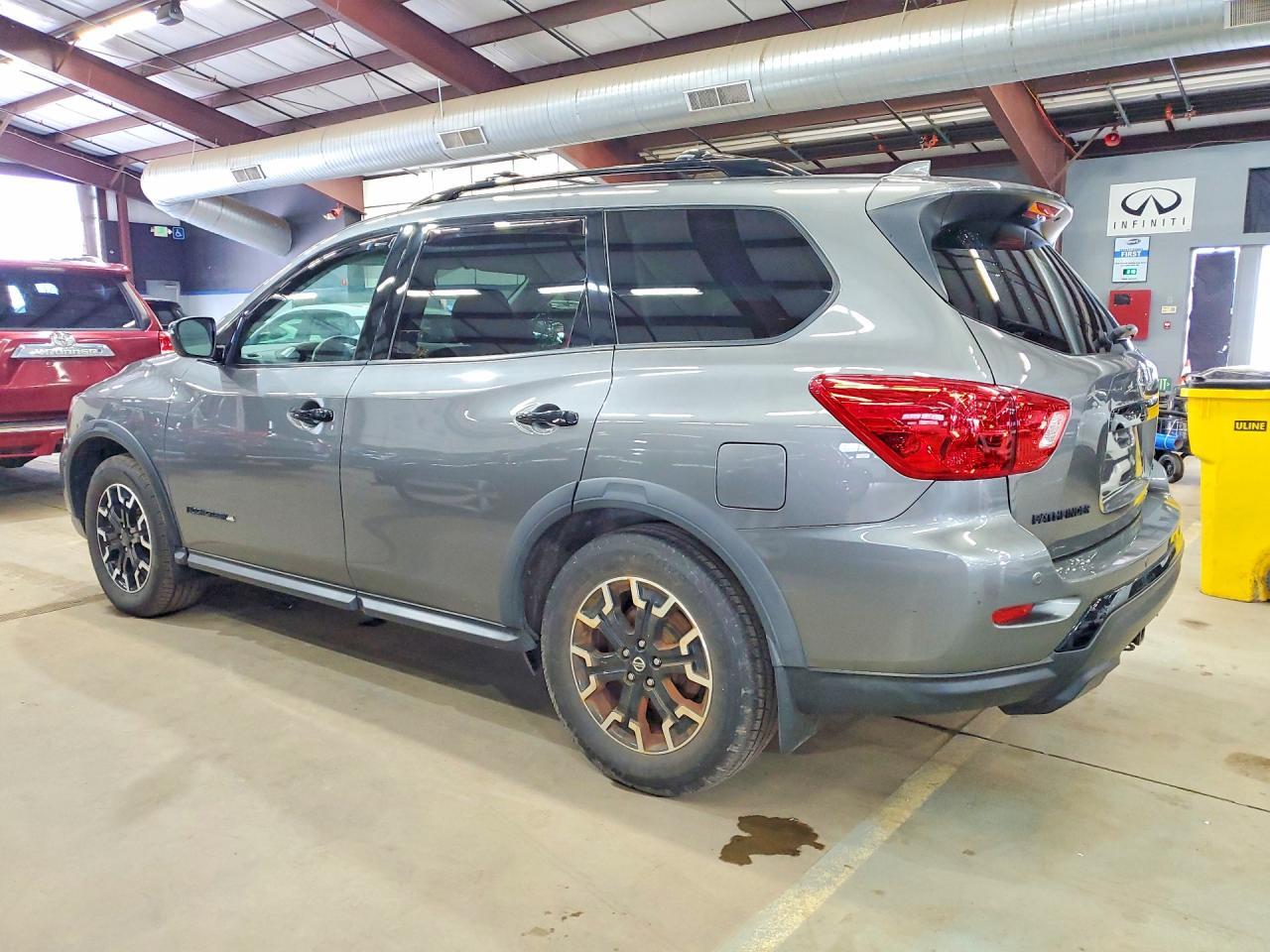 NISSAN PATHFINDER