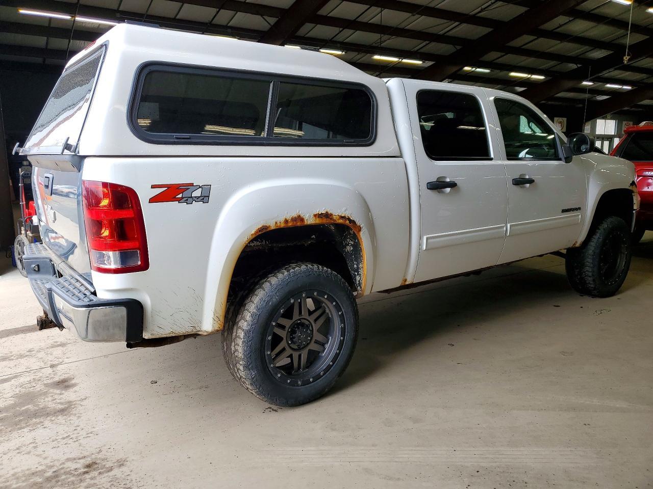 GMC SIERRA