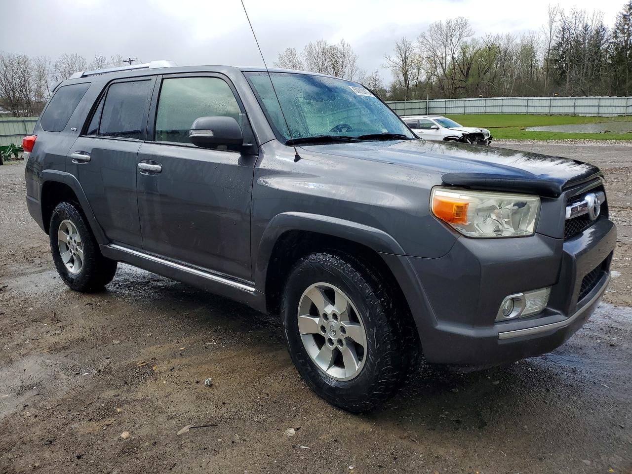 TOYOTA 4RUNNER