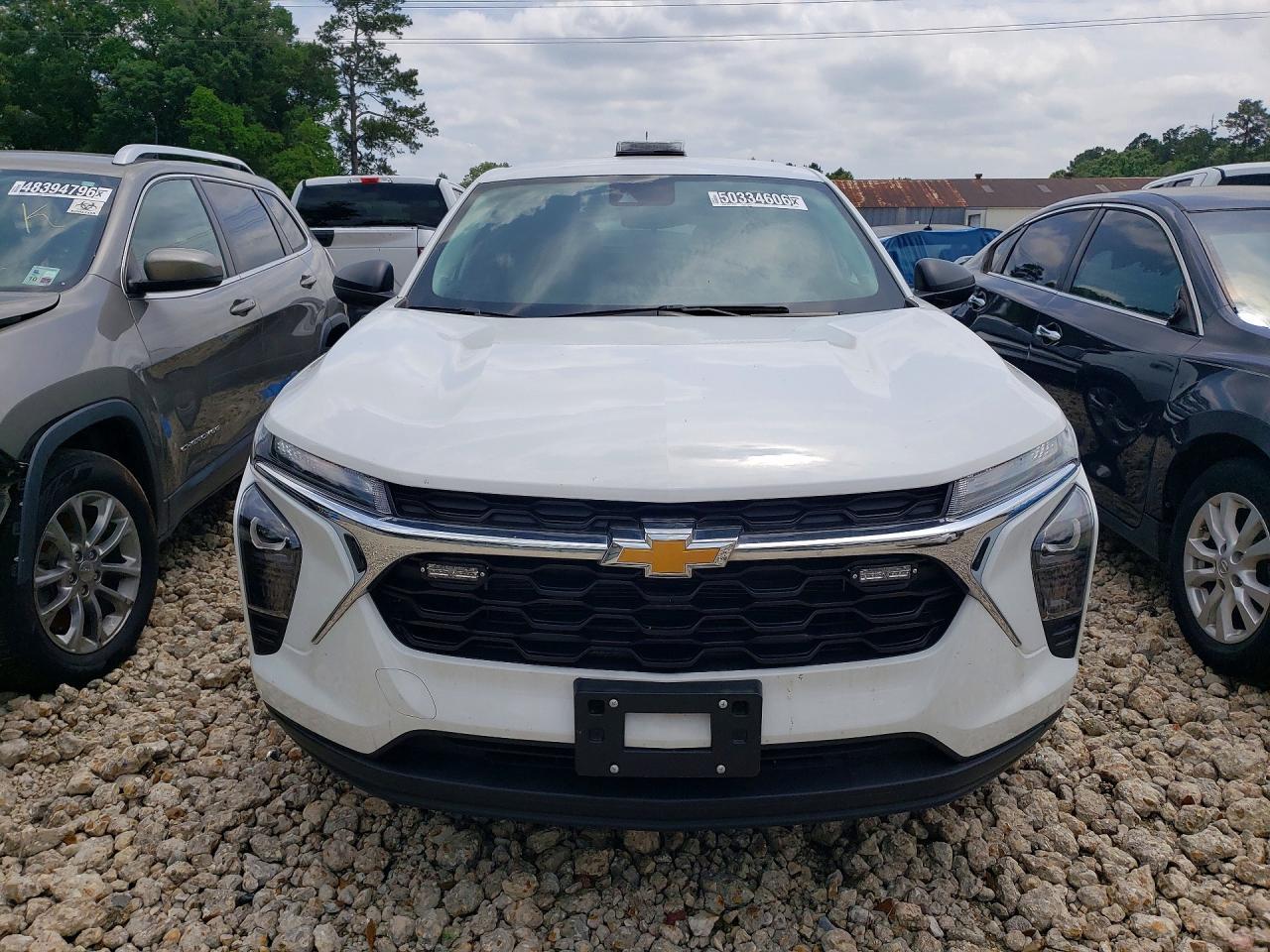 CHEVROLET TRAX