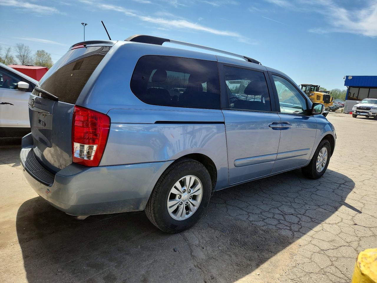 2012 KIA SEDONA — фото 3