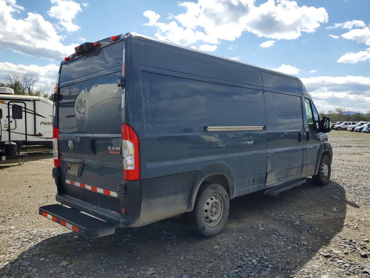 RAM PROMASTER 3500