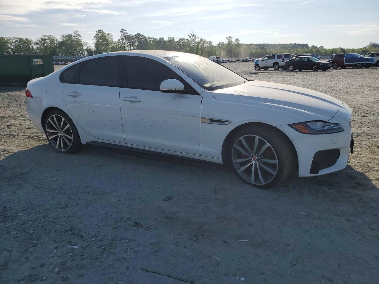 2018 JAGUAR XF — фото 4