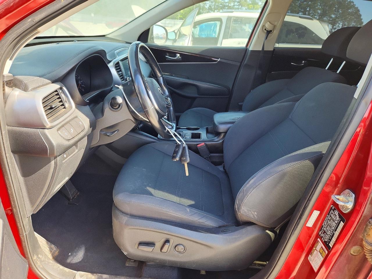 2019 KIA SORENTO — фото 7