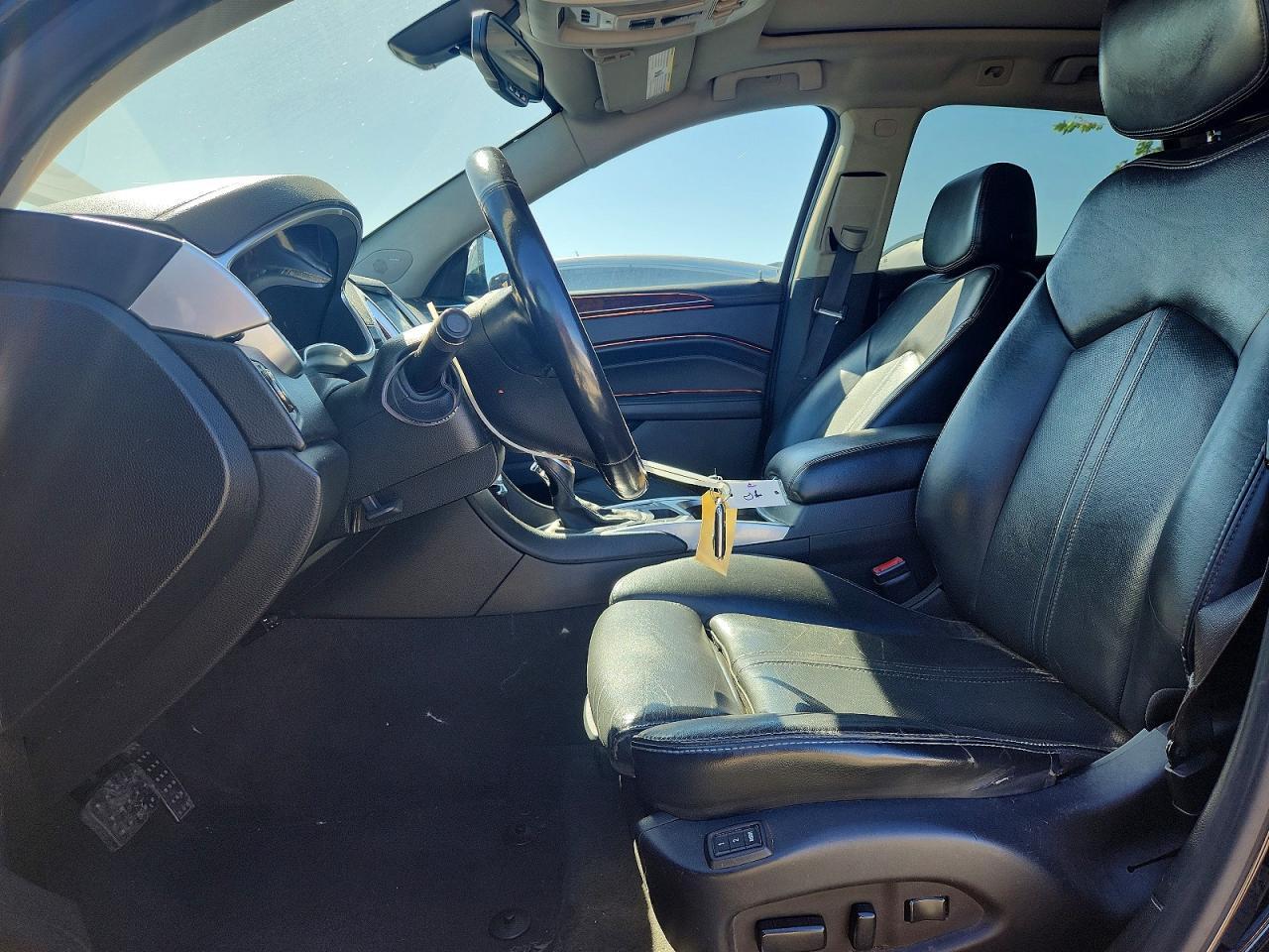 CADILLAC SRX