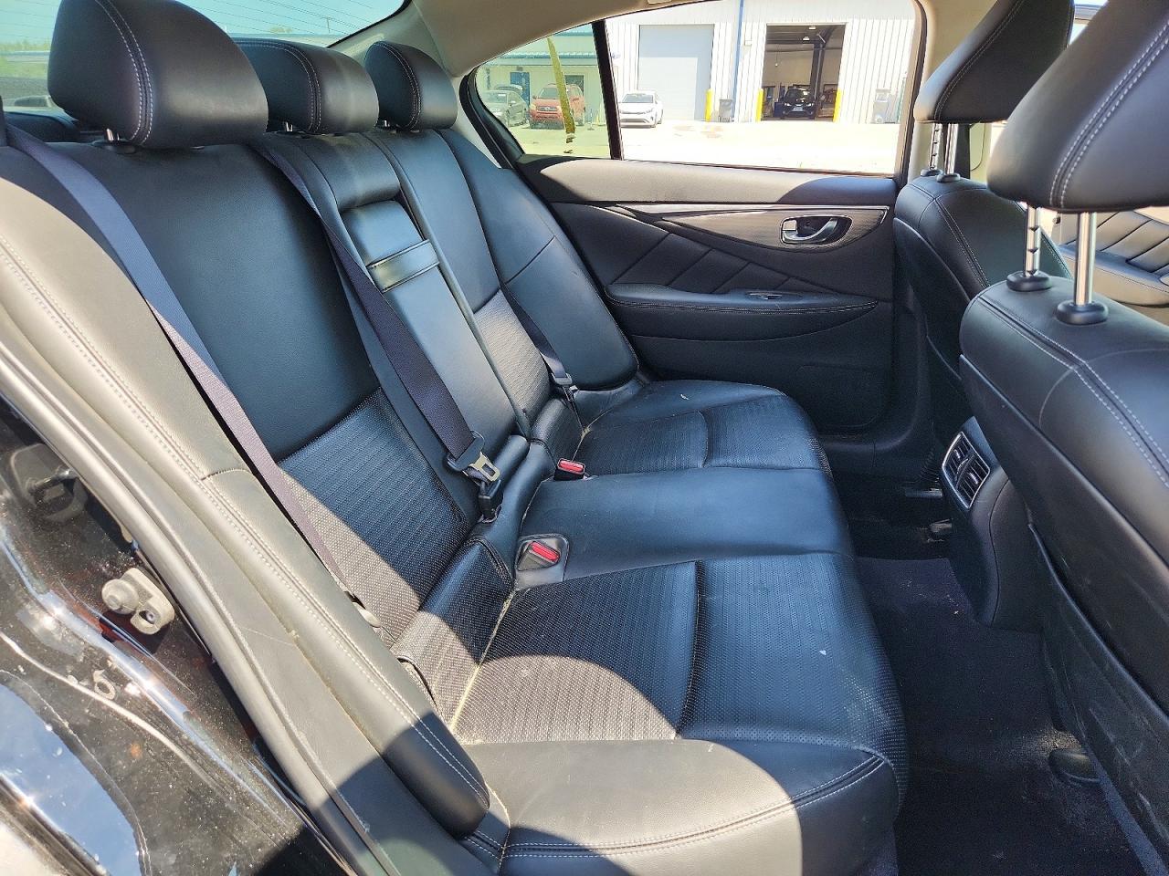 INFINITI Q50