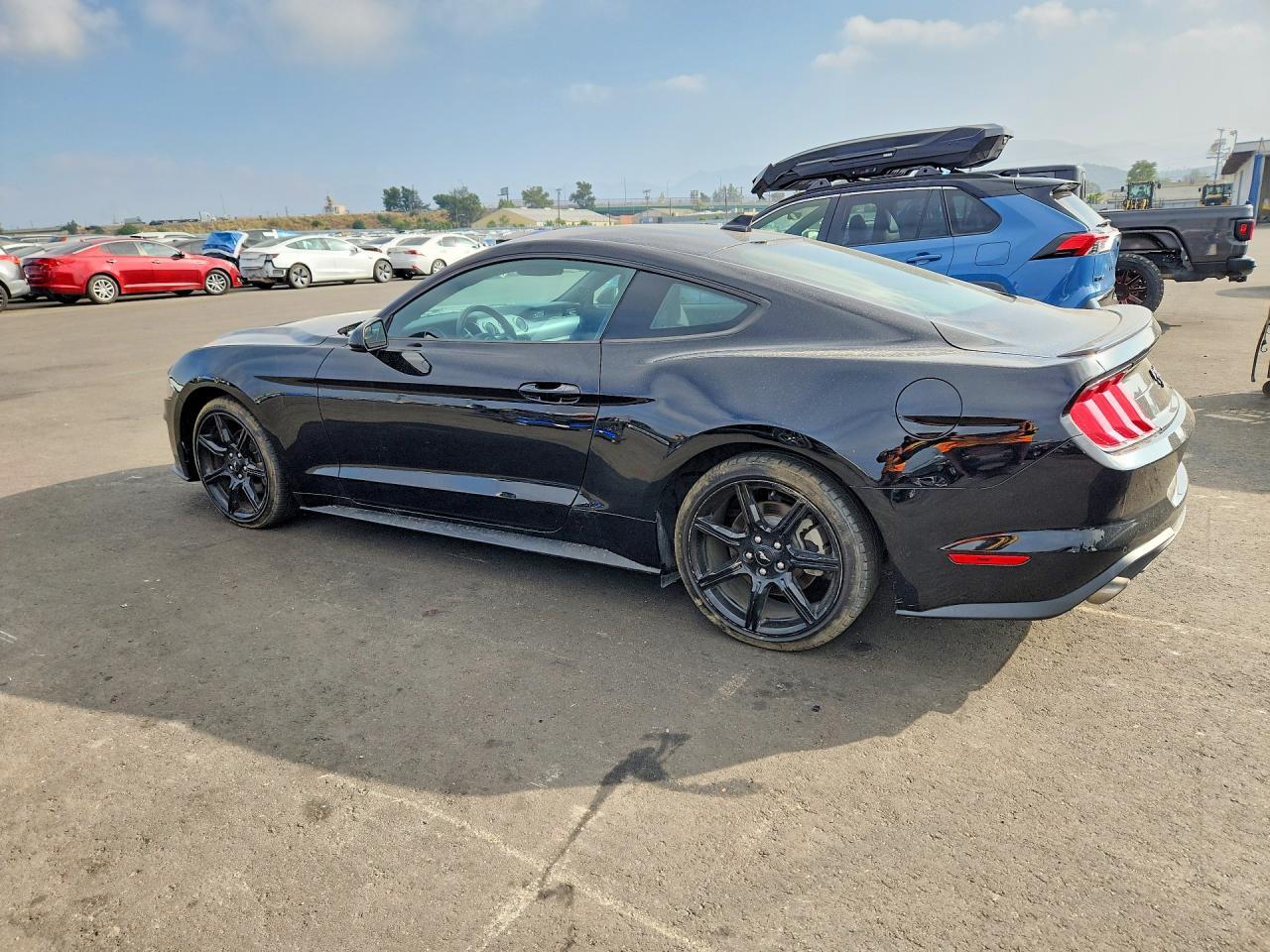 2020 FORD MUSTANG — фото 2