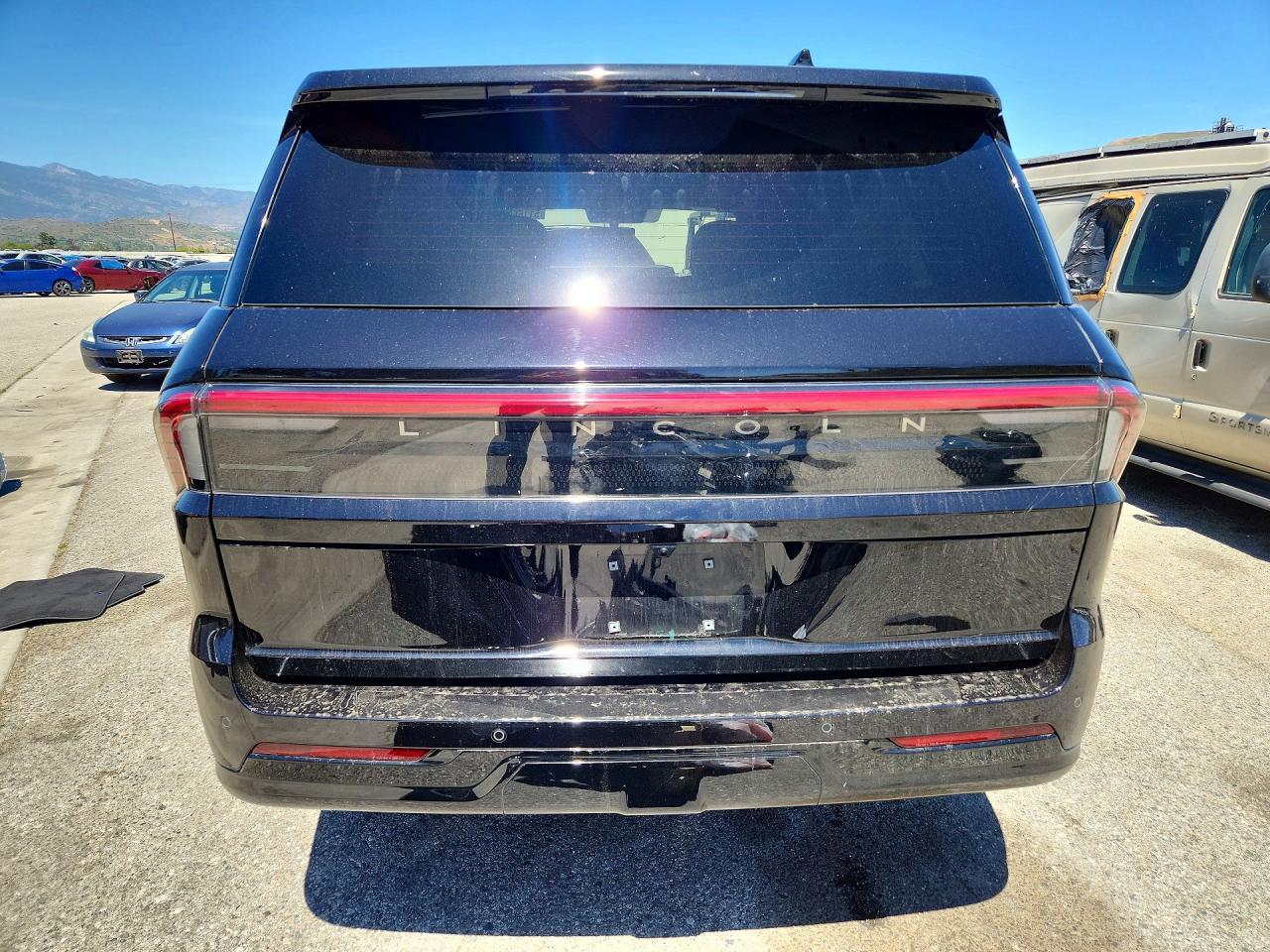 LINCOLN NAVIGATOR