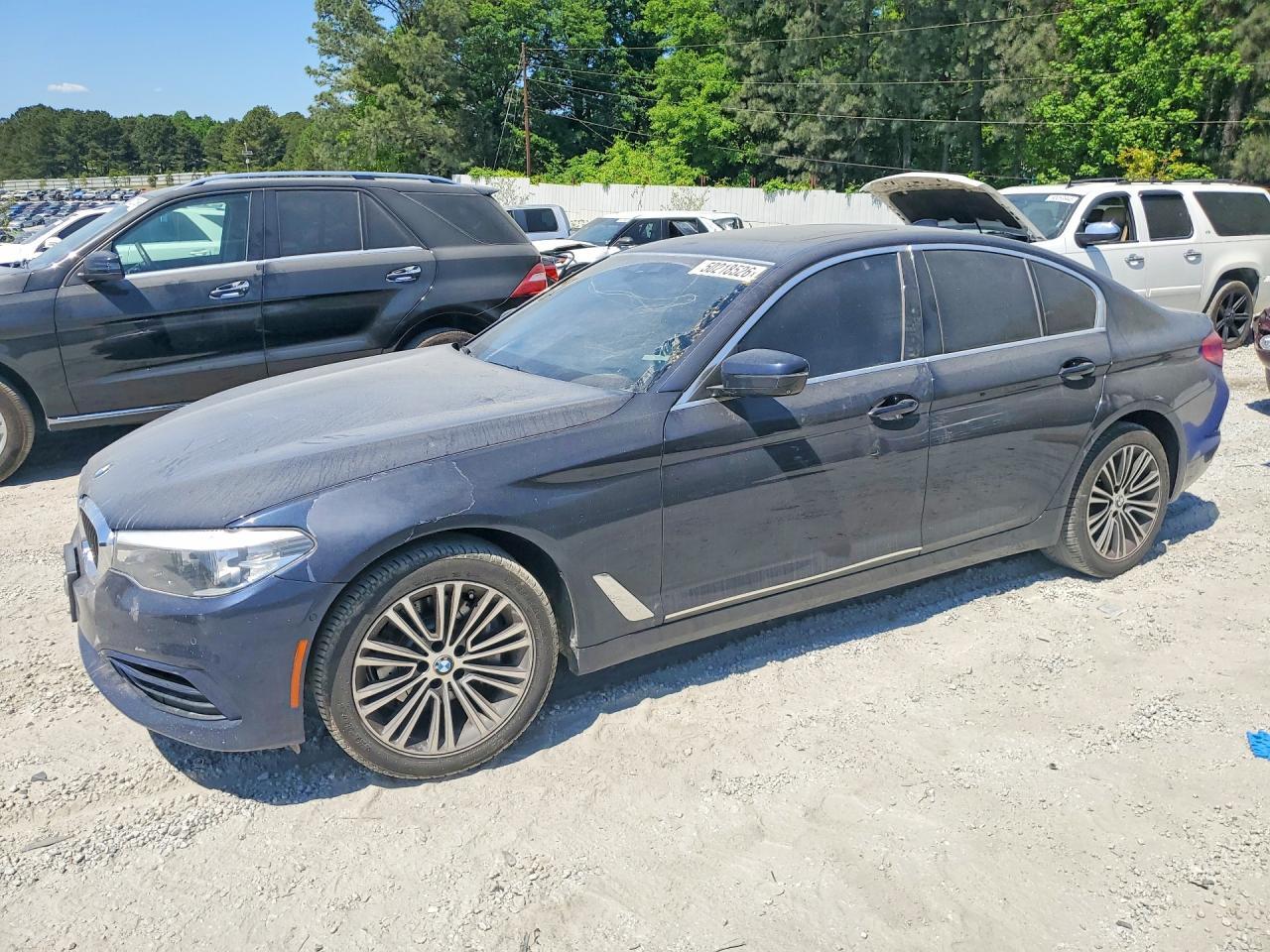 2019 BMW 5 SERIES — фото 1