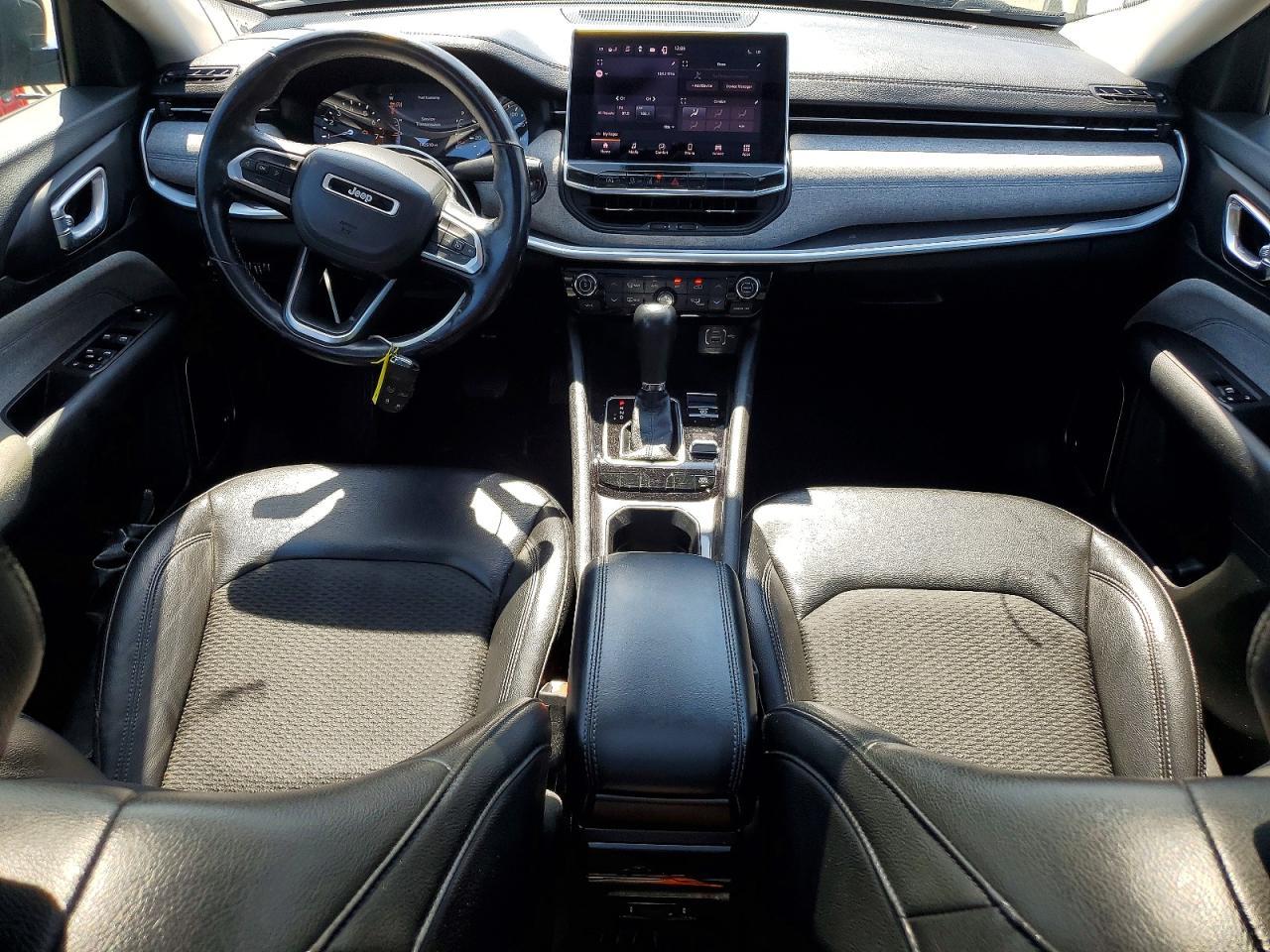 2022 JEEP COMPASS — фото 8