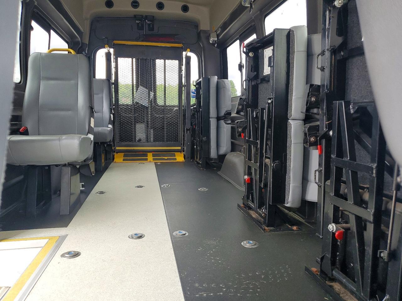 FORD TRANSIT