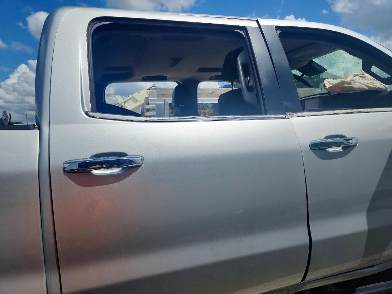 GMC SIERRA
