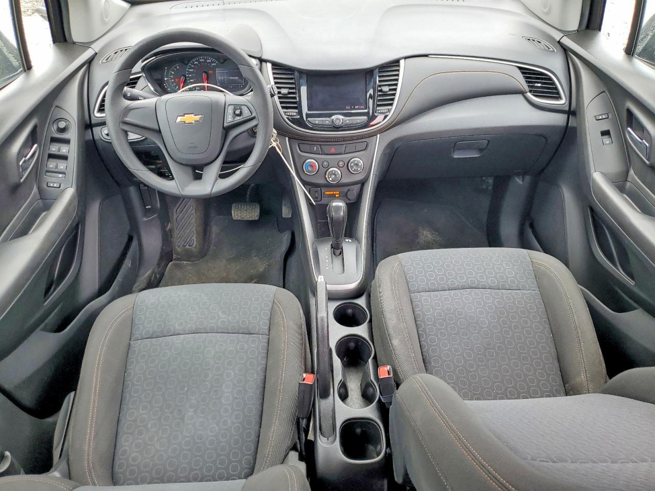 CHEVROLET TRAX