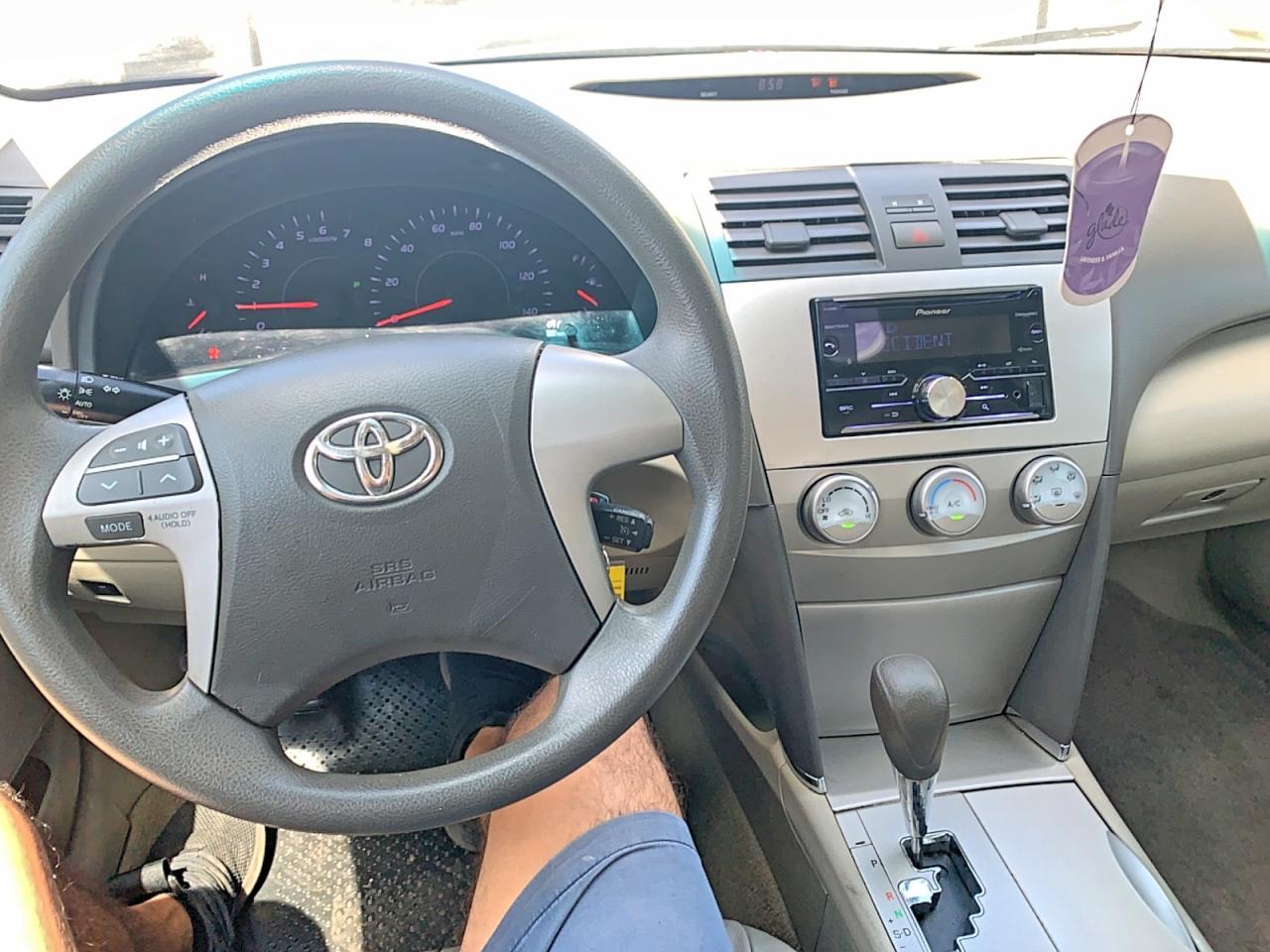 TOYOTA CAMRY