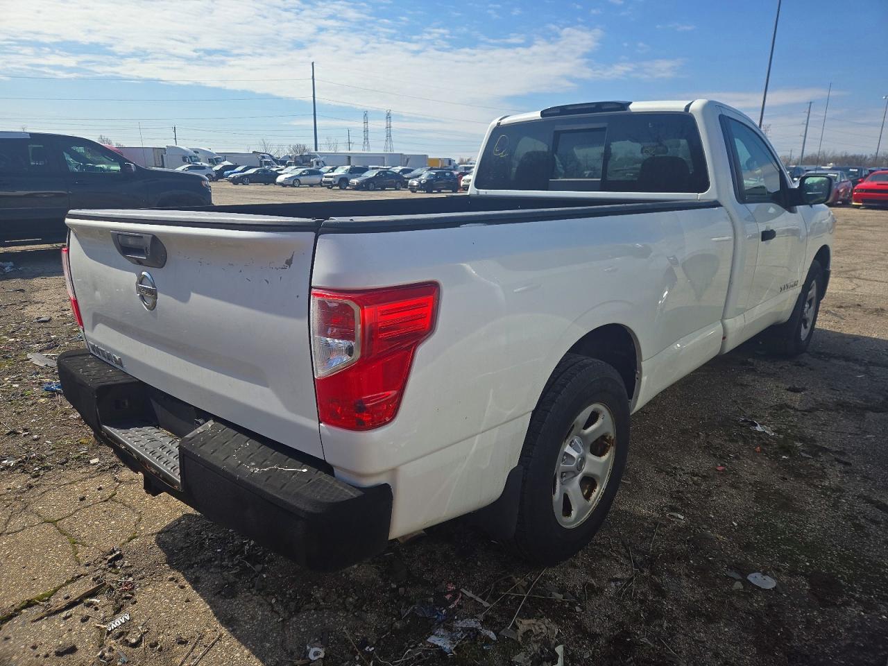 NISSAN TITAN
