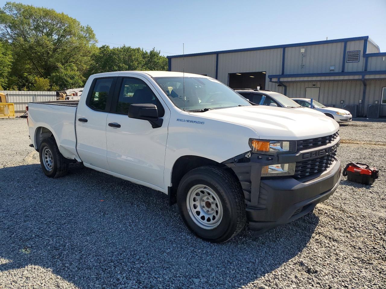 CHEVROLET SILVERADO