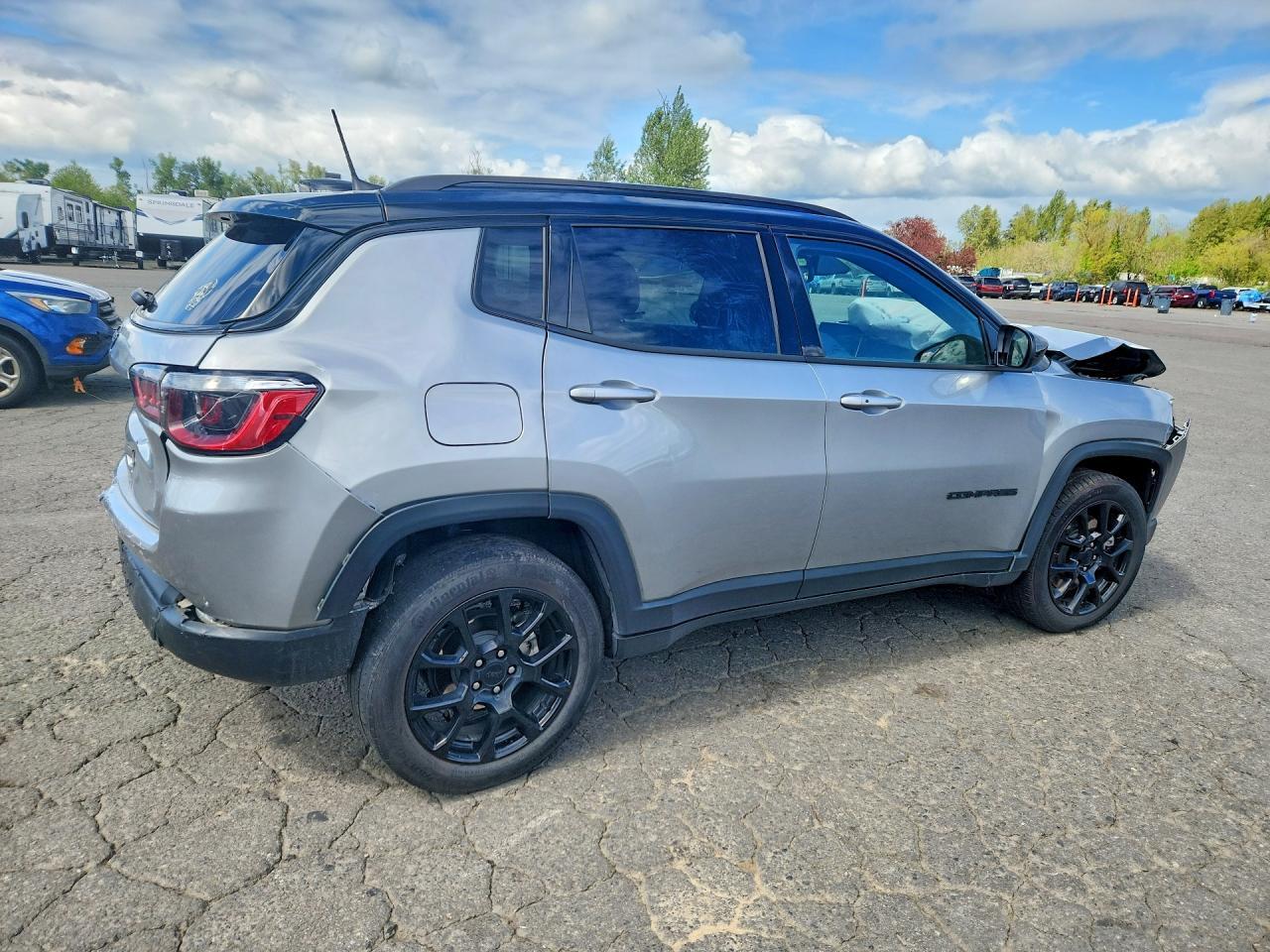 2023 JEEP COMPASS — фото 3
