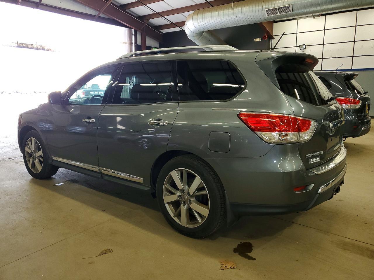 NISSAN PATHFINDER