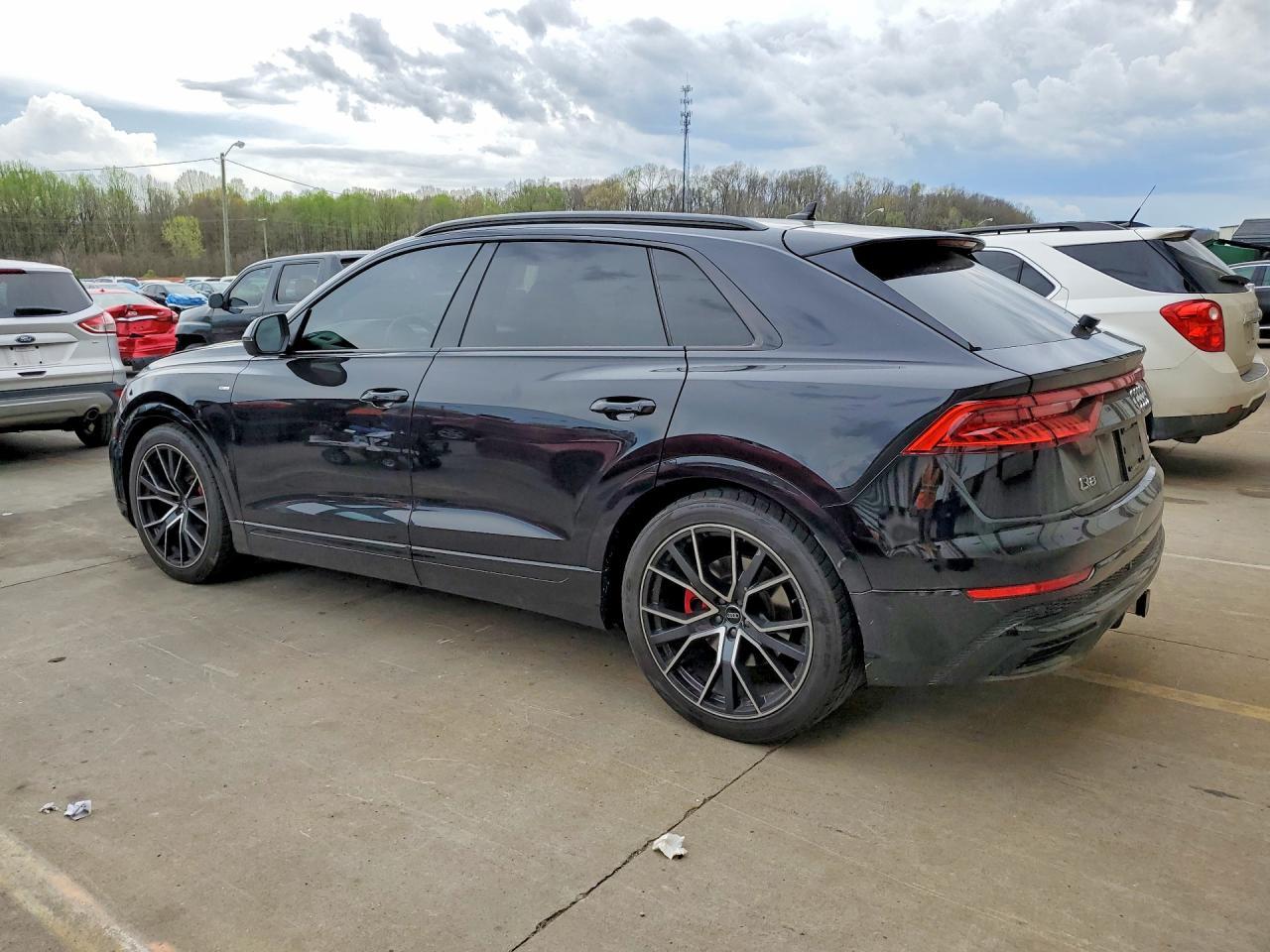 2019 AUDI Q8 — фото 2