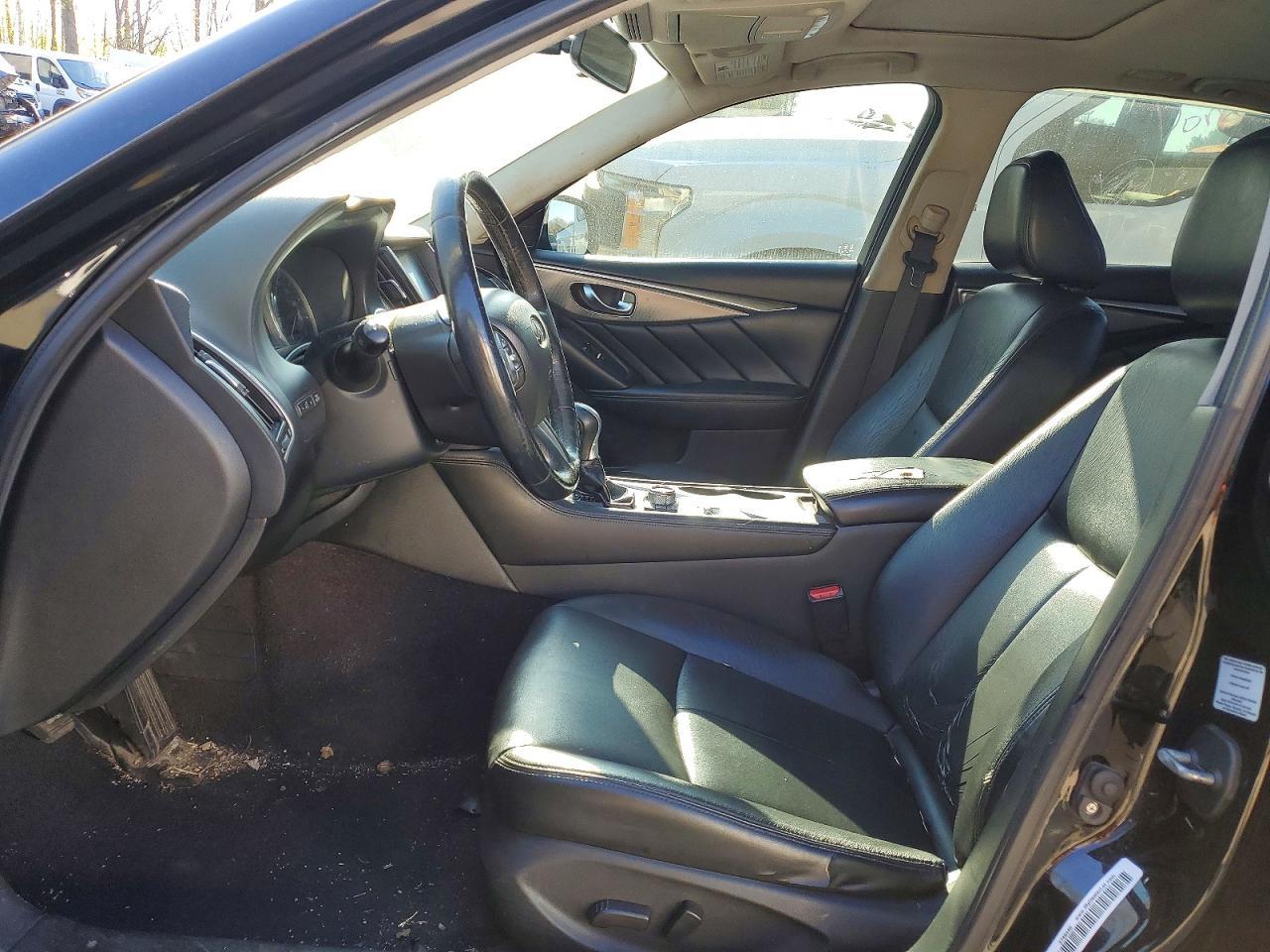INFINITI Q50