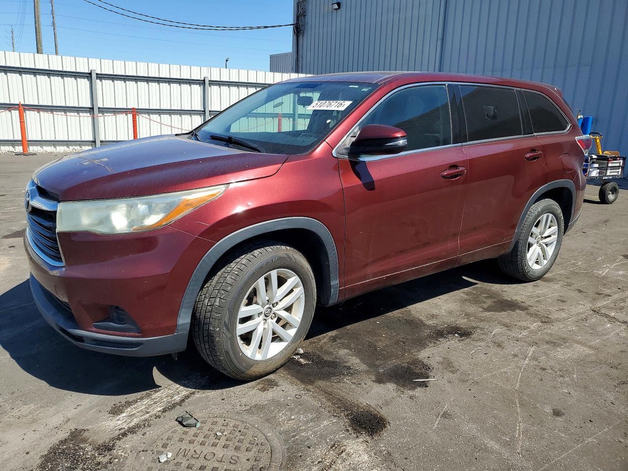 TOYOTA HIGHLANDER