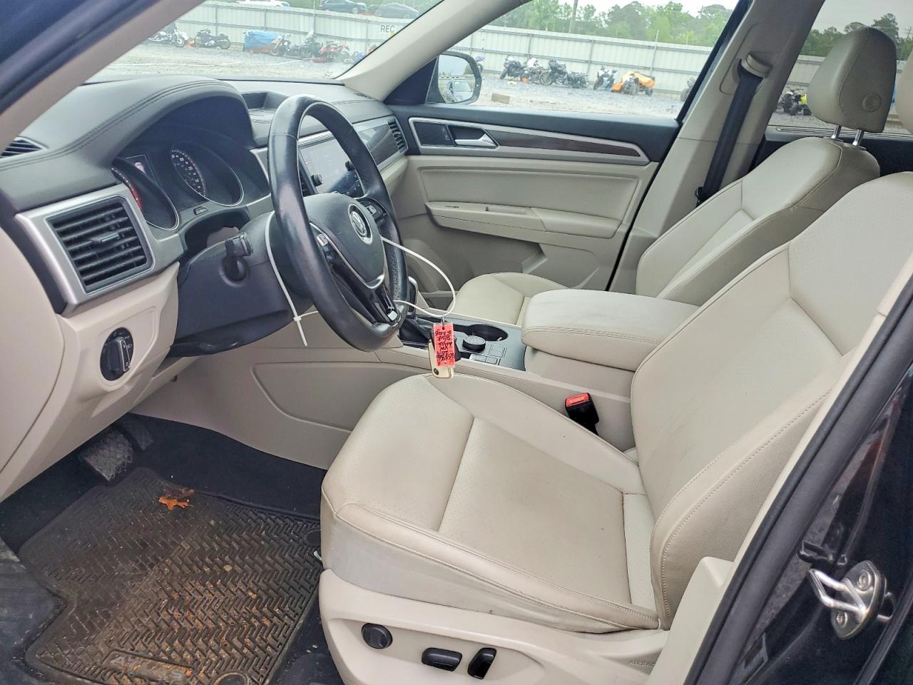 VOLKSWAGEN ATLAS