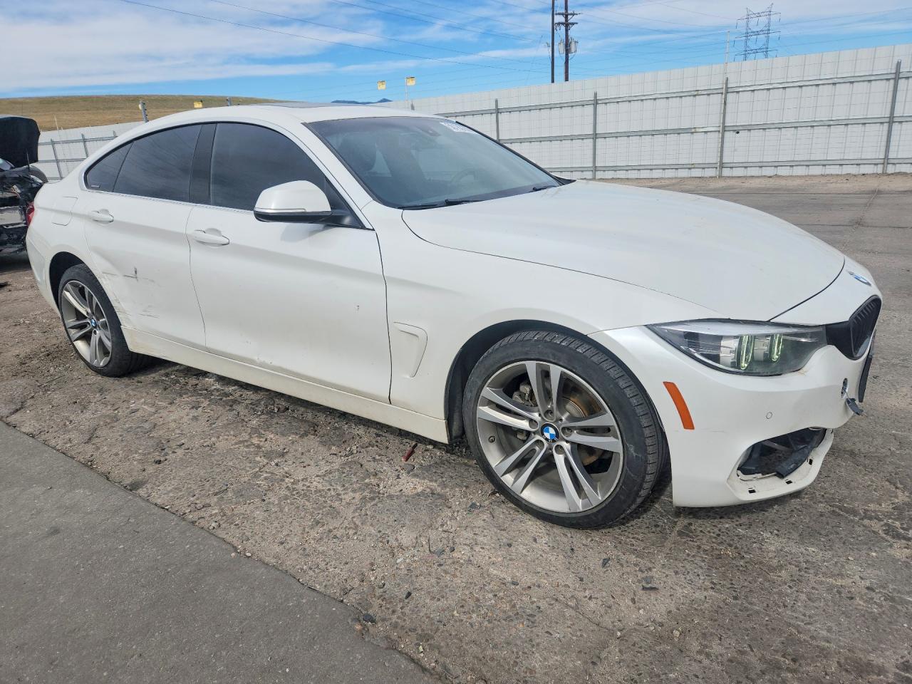 BMW 4 SERIES